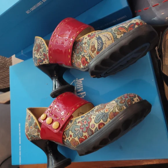 John Fluevog Zaza (8) - Picture 4 of 7